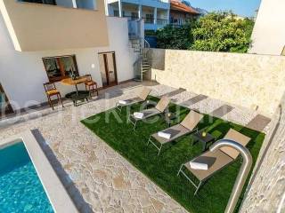 Villa, Sale, Kaštela, Kaštel Lukšić
