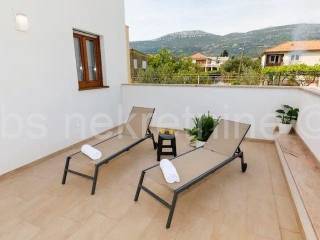 Villa, Sale, Kaštela, Kaštel Lukšić