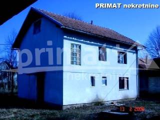 Family house, Sale, Plaški, Jezero I Dio