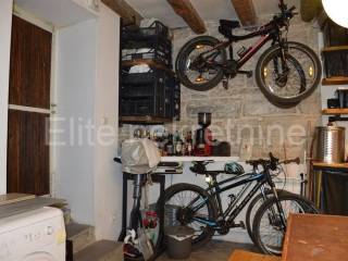 Flat in a building, Sale, Pula, Pula