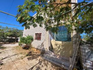 Stone house, Sale, Vir, Vir