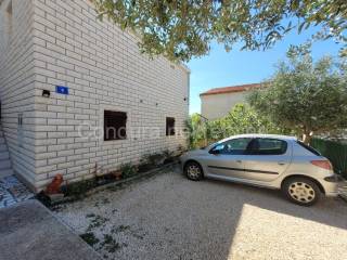 Stone house, Sale, Vir, Vir