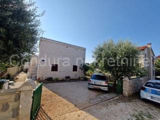 Stone house, Sale, Vir, Vir