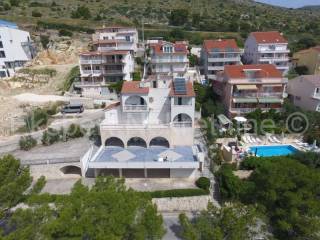 House with apartments, Sale, Seget, Seget Donji