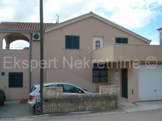 House by the sea, Sale, Seget, Seget Vranjica