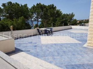 House with apartments, Sale, Seget, Seget Donji