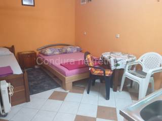 House with apartments, Sale, Vir, Vir