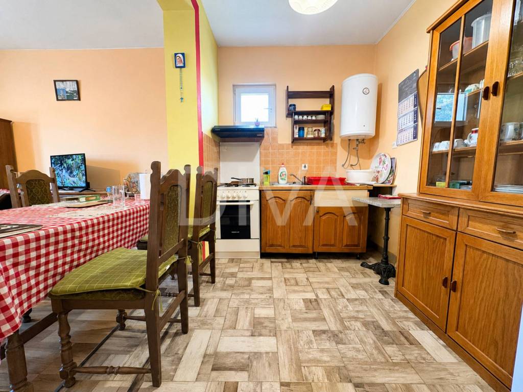 Oprisavci, Oprisavci