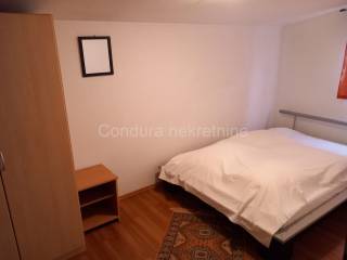 House with apartments, Sale, Vir, Vir