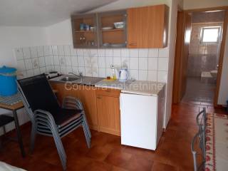 House with apartments, Sale, Vir, Vir