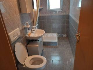 House with apartments, Sale, Vir, Vir