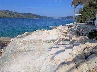 House by the sea, Sale, Seget, Seget Vranjica