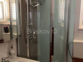 Flat in a building, Sale, Supetar, Supetar