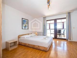 Residential-commercial property, Sale, Novalja, Novalja