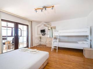 Residential-commercial property, Sale, Novalja, Novalja