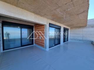 Flat in an urban villa, Sale, Nin, Zaton
