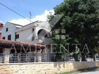 Residential-commercial property, Sale, Sveti Lovreč, Flengi