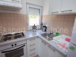 Flat in a building, Sale, Okrug, Okrug Gornji