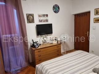 Flat in a building, Sale, Split, Split
