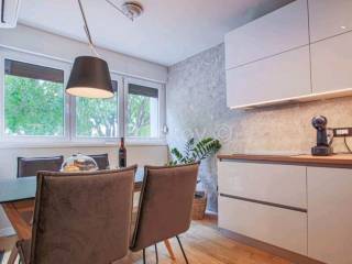 Flat in a building, Rent, Split, Split