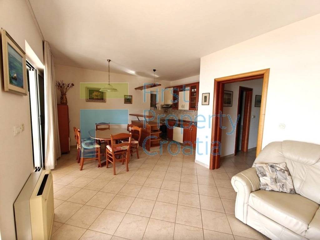 Samostojeca kuca, Prodaja, Rogoznica, Rogoznica