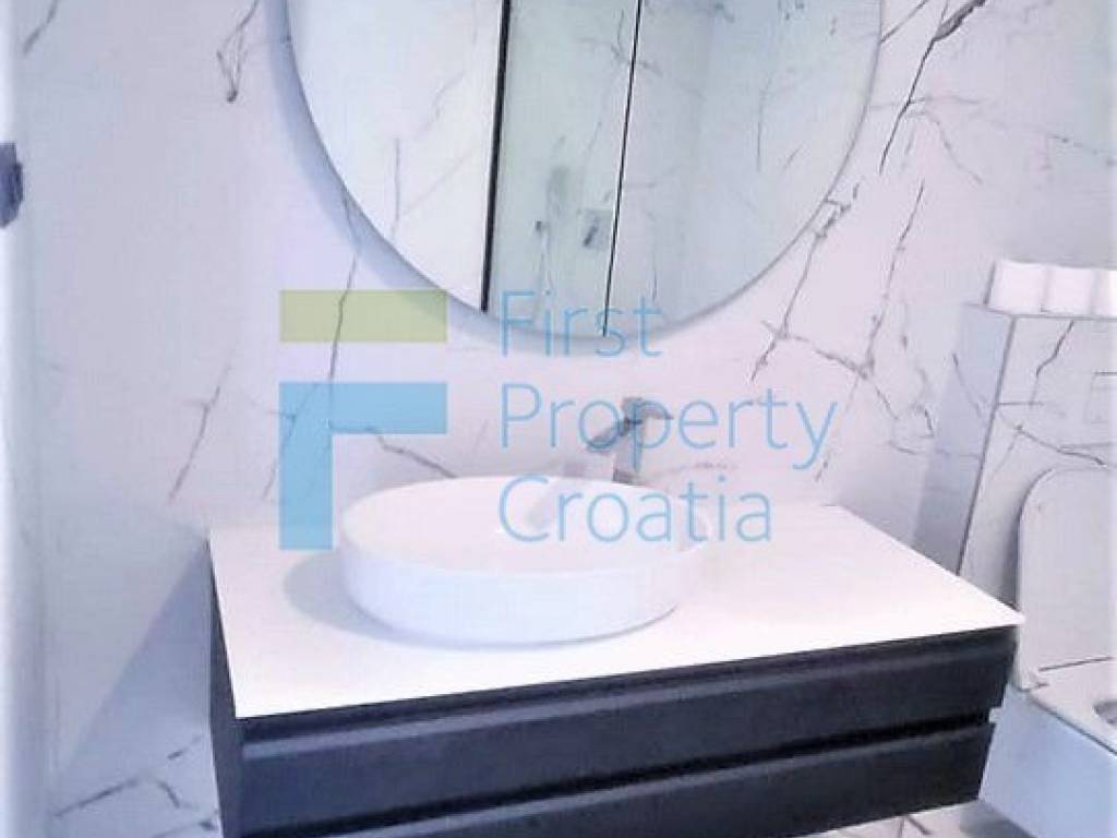 Vila, Prodaja, Makarska, Makarska