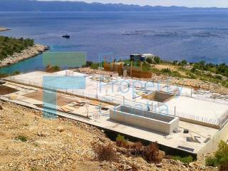 Vila, Prodaja, Nerezisca, Nerezisca