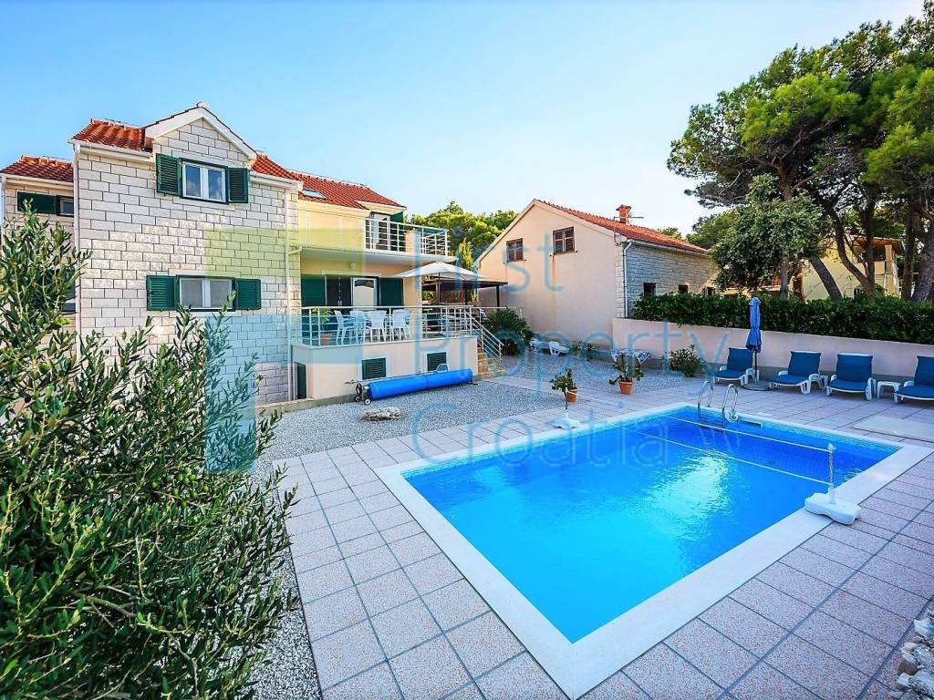 Vila, Prodaja, Supetar, Supetar