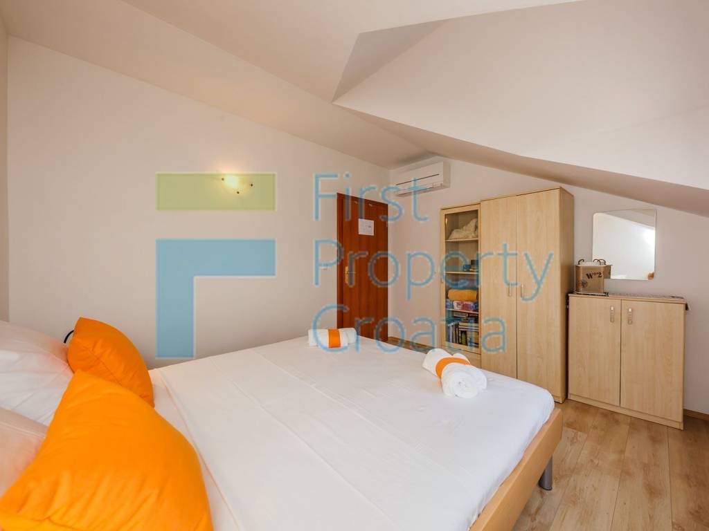 Vila, Prodaja, Supetar, Supetar