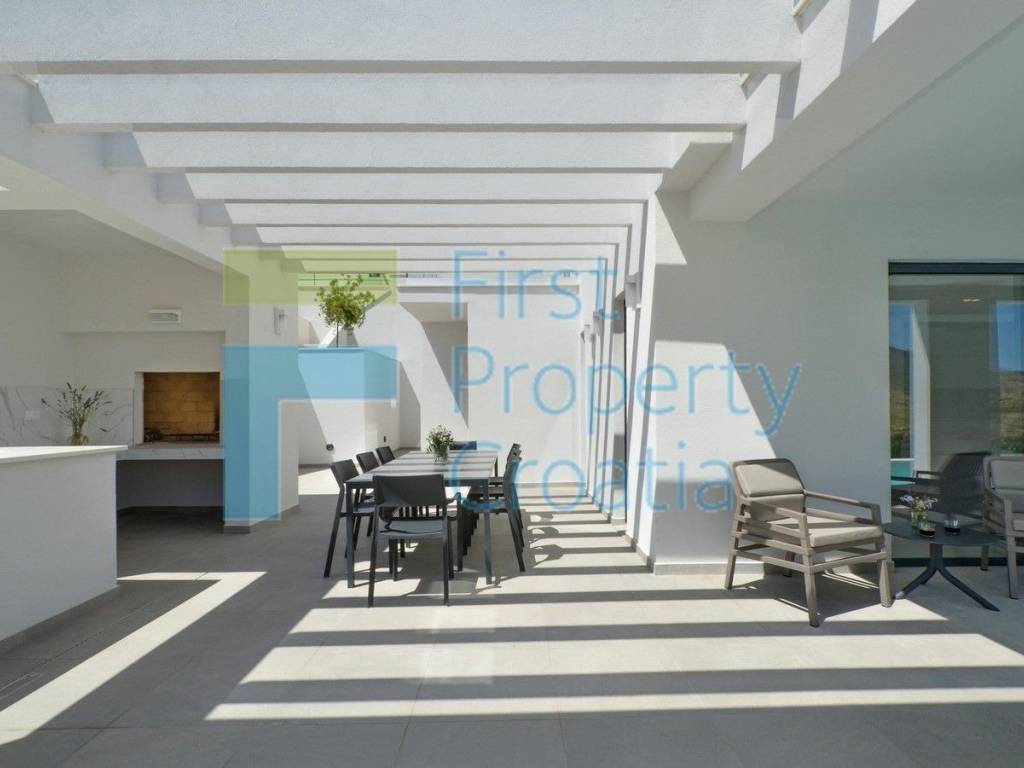 Vila, Prodaja, Split, Split