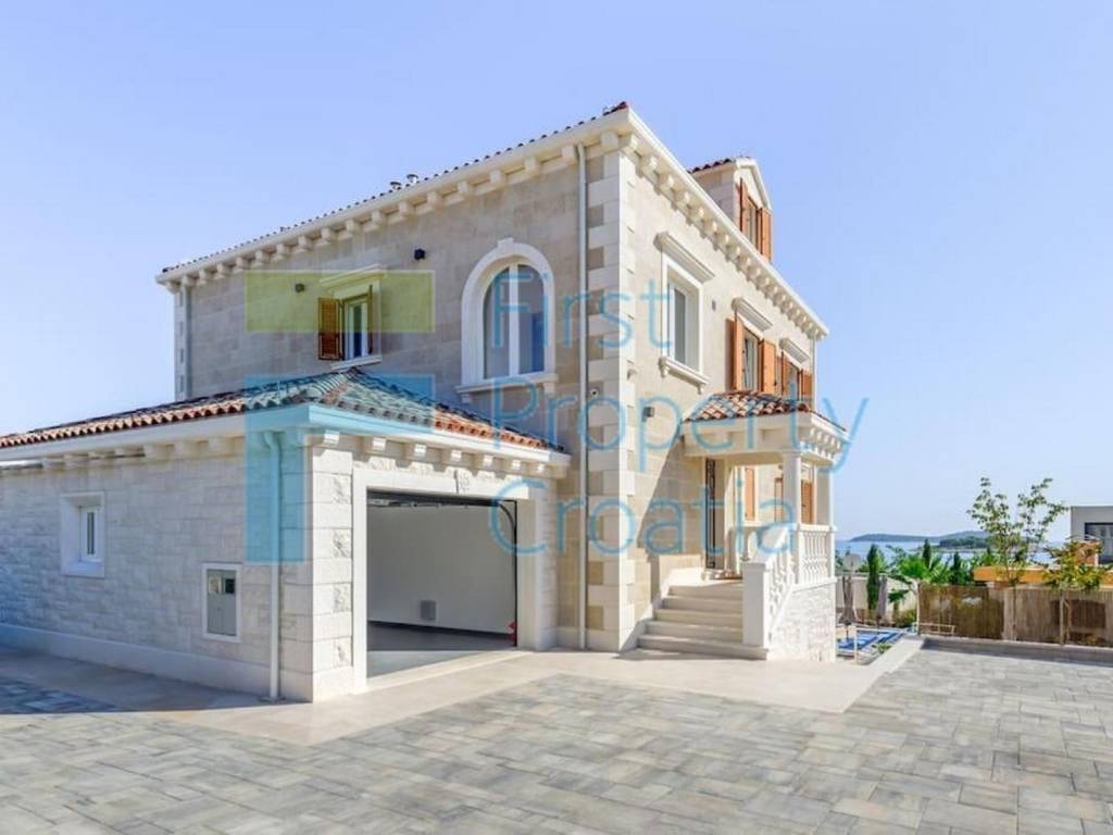 Vila, Prodaja, Rogoznica, Rogoznica