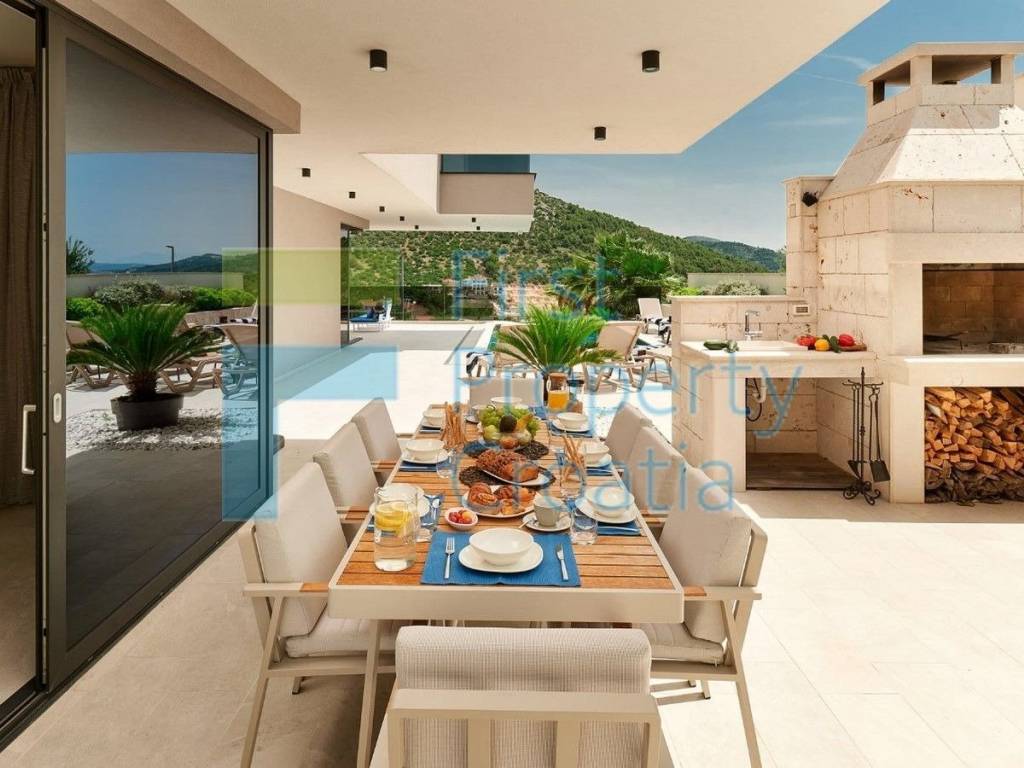 Vila, Prodaja, Trogir, Trogir