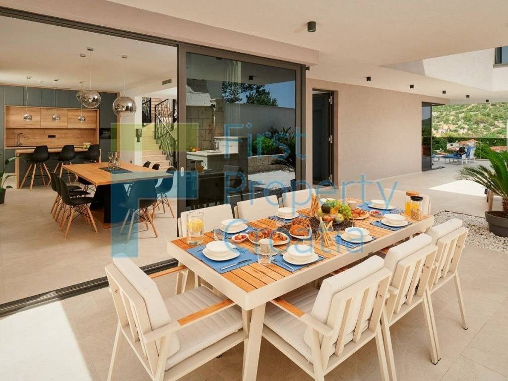 Vila, Prodaja, Trogir, Trogir