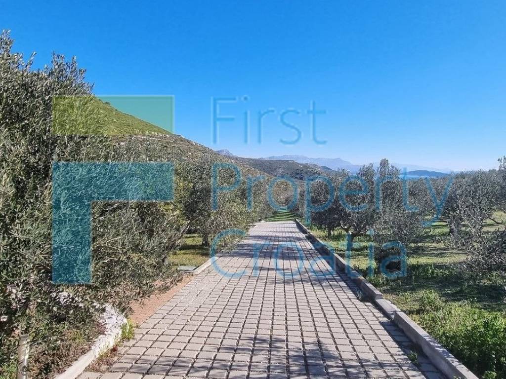Vila, Prodaja, Trogir, Trogir