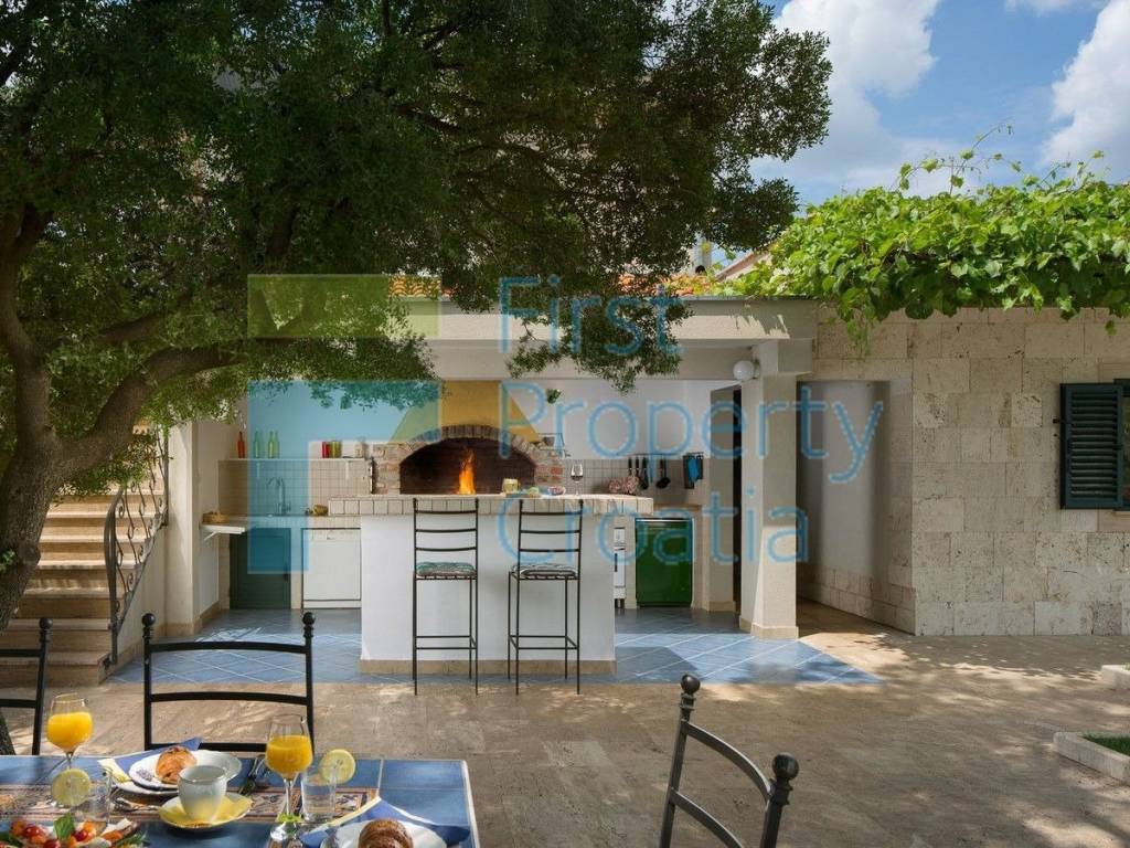 Vila, Prodaja, Trogir, Trogir