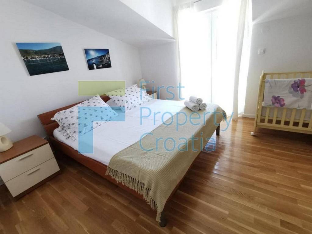Vila, Prodaja, Trogir, Trogir