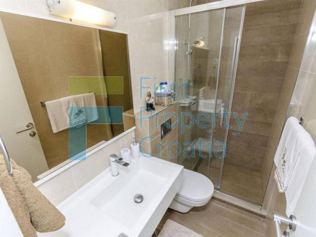 Vila, Prodaja, Trogir, Trogir