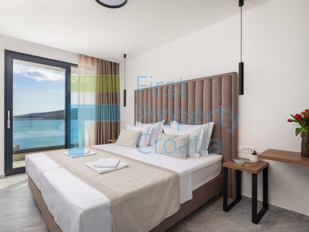 Luksuzna vila, Prodaja, Trogir, Ciovo