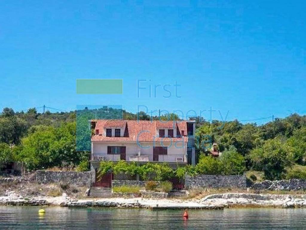 Kuca na moru, Prodaja, Trogir, Ciovo