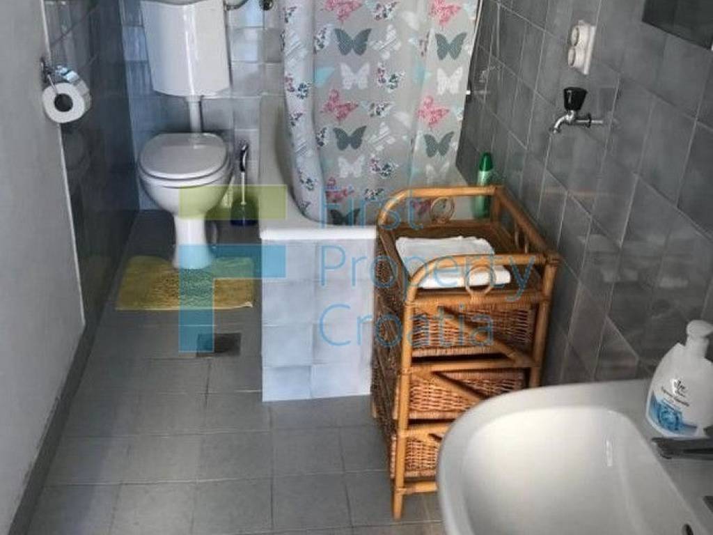 Kuca na moru, Prodaja, Trogir, Ciovo