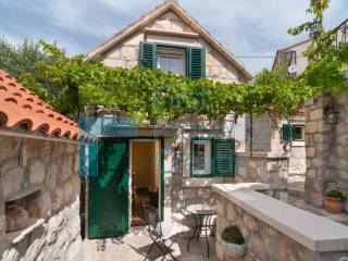 Apartmanska kuca, Prodaja, Omis, Omis