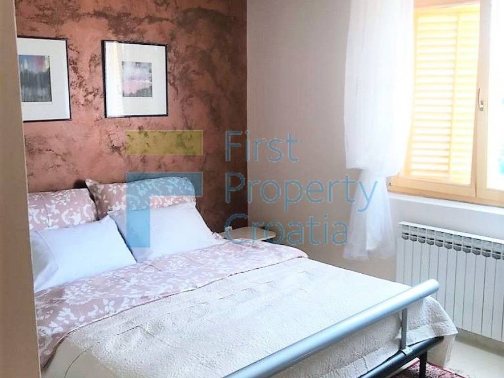 Vila, Prodaja, Supetar, Supetar