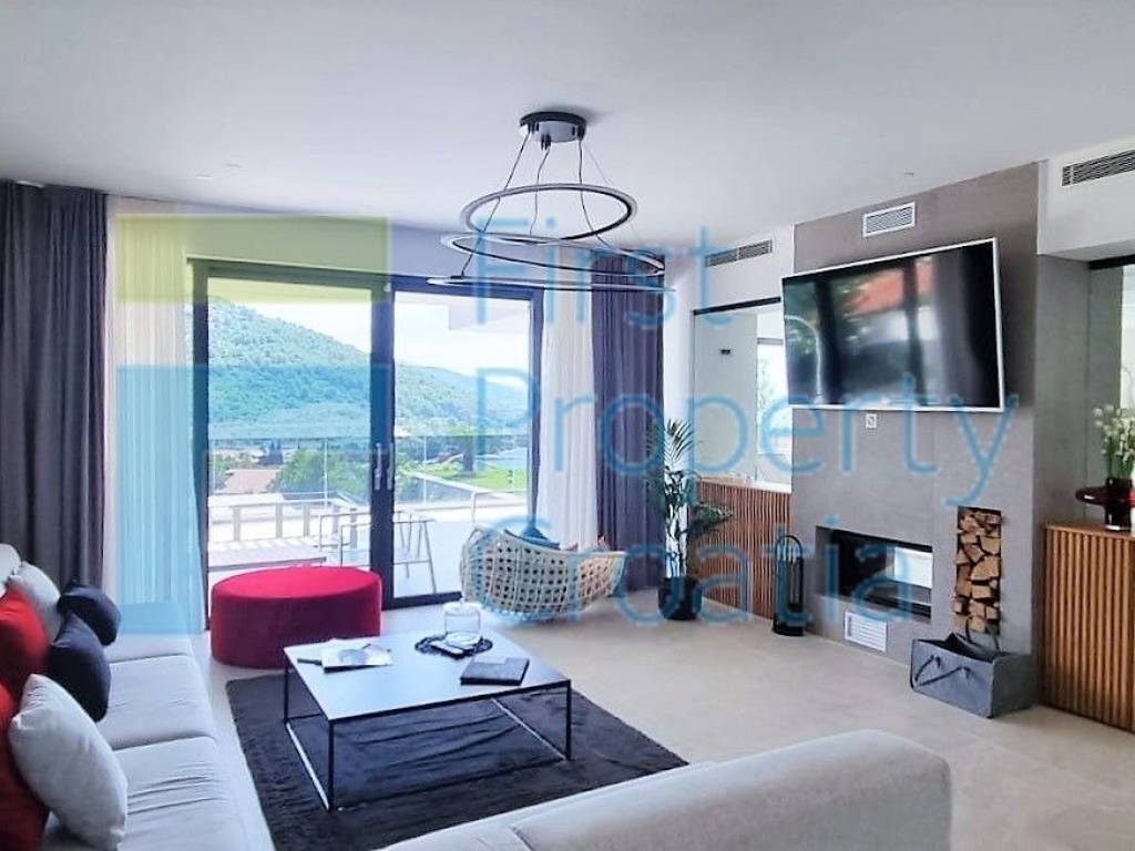 Vila, Prodaja, Trogir, Trogir