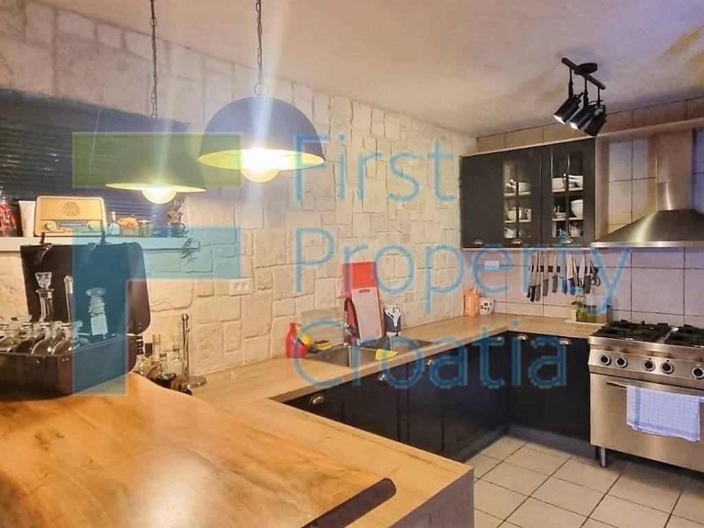 Vila, Prodaja, Trogir, Trogir