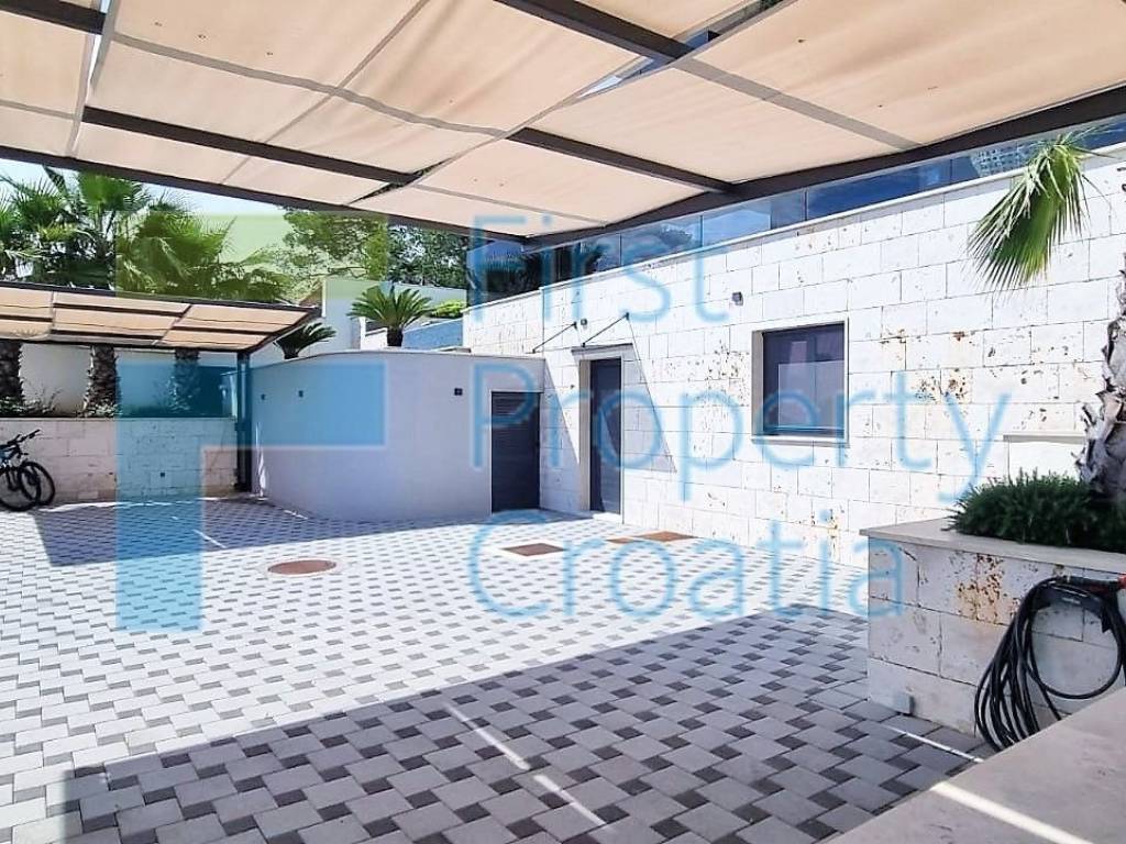 Vila, Prodaja, Trogir, Trogir
