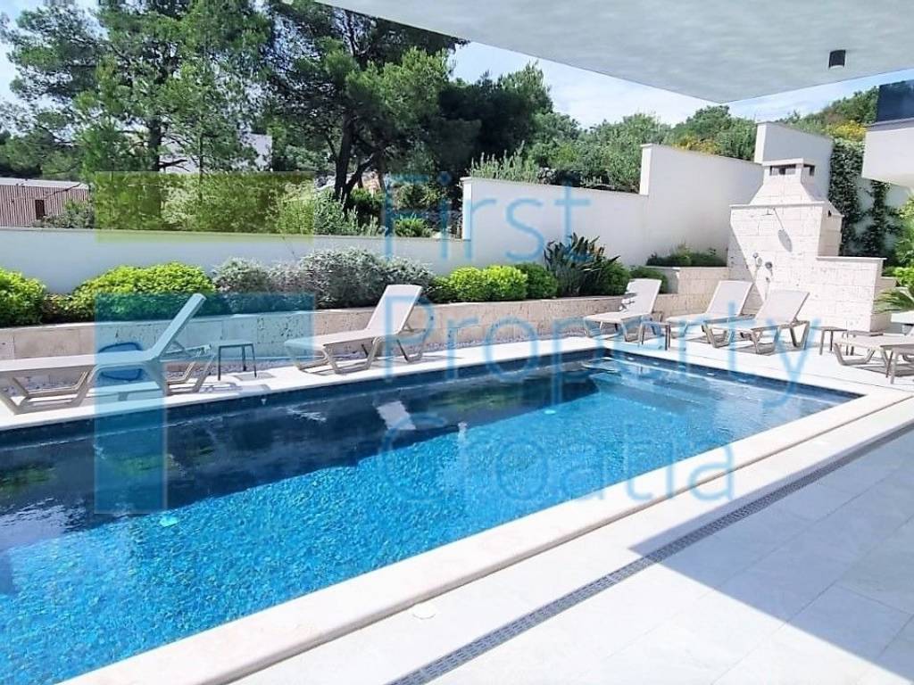 Vila, Prodaja, Trogir, Trogir