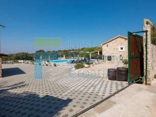 Vila, Prodaja, Rogoznica, Rogoznica