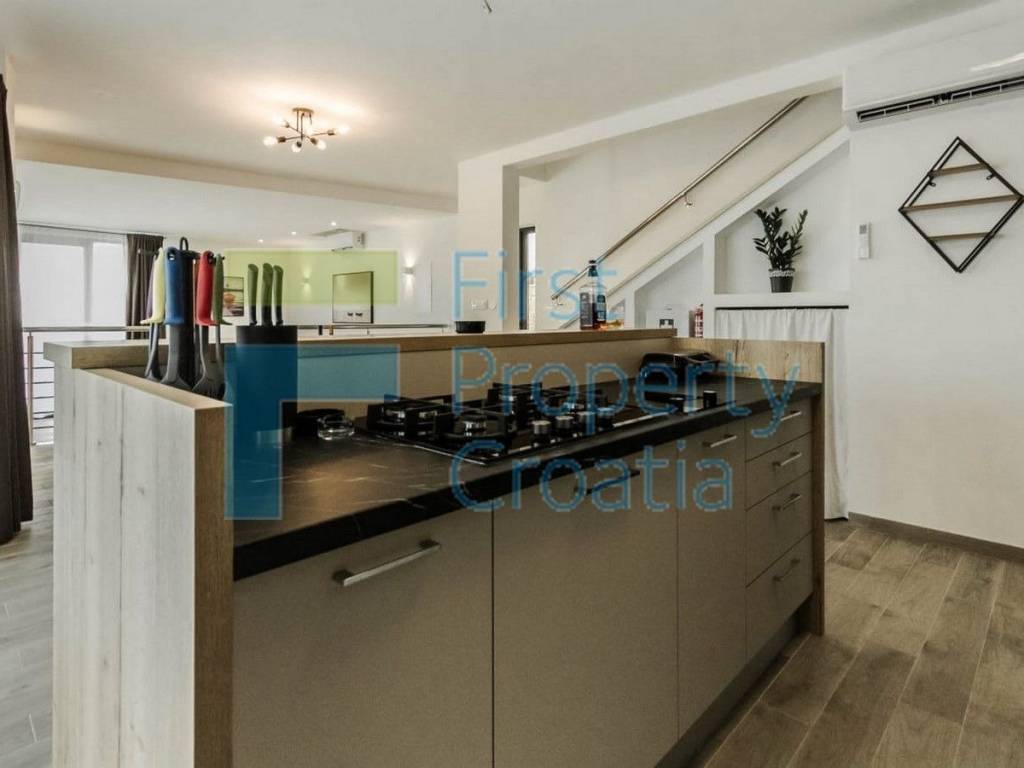 Luksuzna vila, Prodaja, Trogir, Trogir