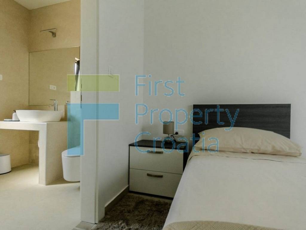 Luksuzna vila, Prodaja, Trogir, Trogir