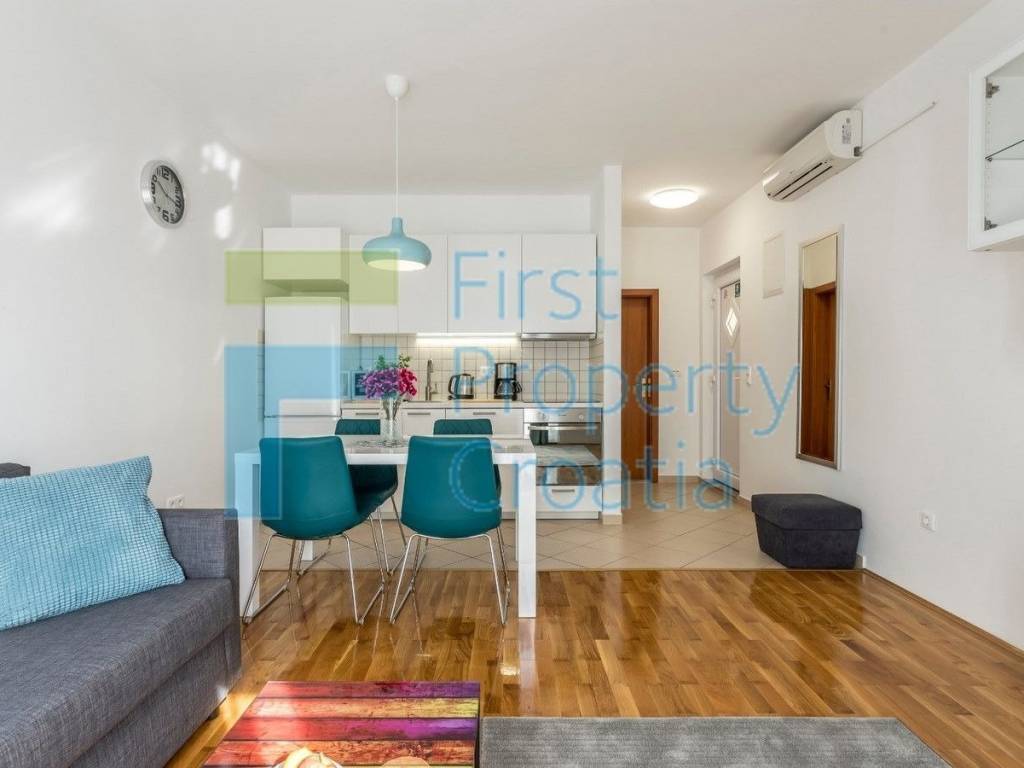 Apartmanska kuca, Prodaja, Trogir, Ciovo